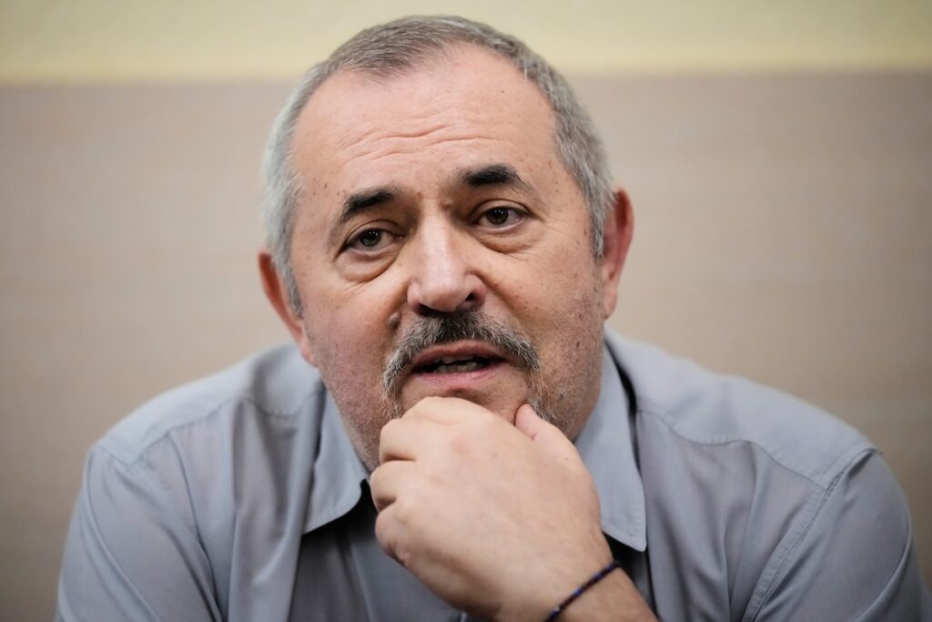 Boris Nadezhdin lascia la Russia a causa della crescente repressione dell'opposizione