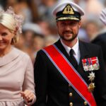 Chi è Haakon VIII, il nuovo re di Norvegia dopo la morte di Harald V