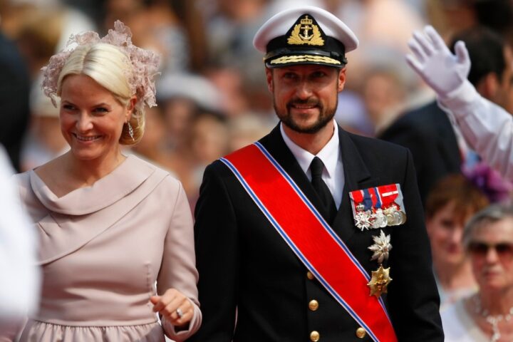 Chi è Haakon VIII, il nuovo re di Norvegia dopo la morte di Harald V