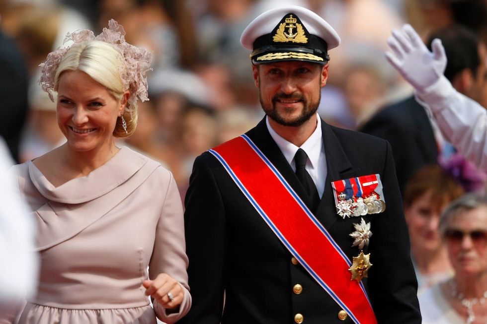 Chi è Haakon VIII, il nuovo re di Norvegia dopo la morte di Harald V