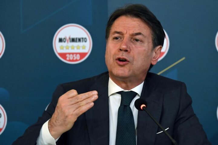 Conte critica la cultura woke: “La sinistra deve concentrare le priorità sulle disuguaglianze”
