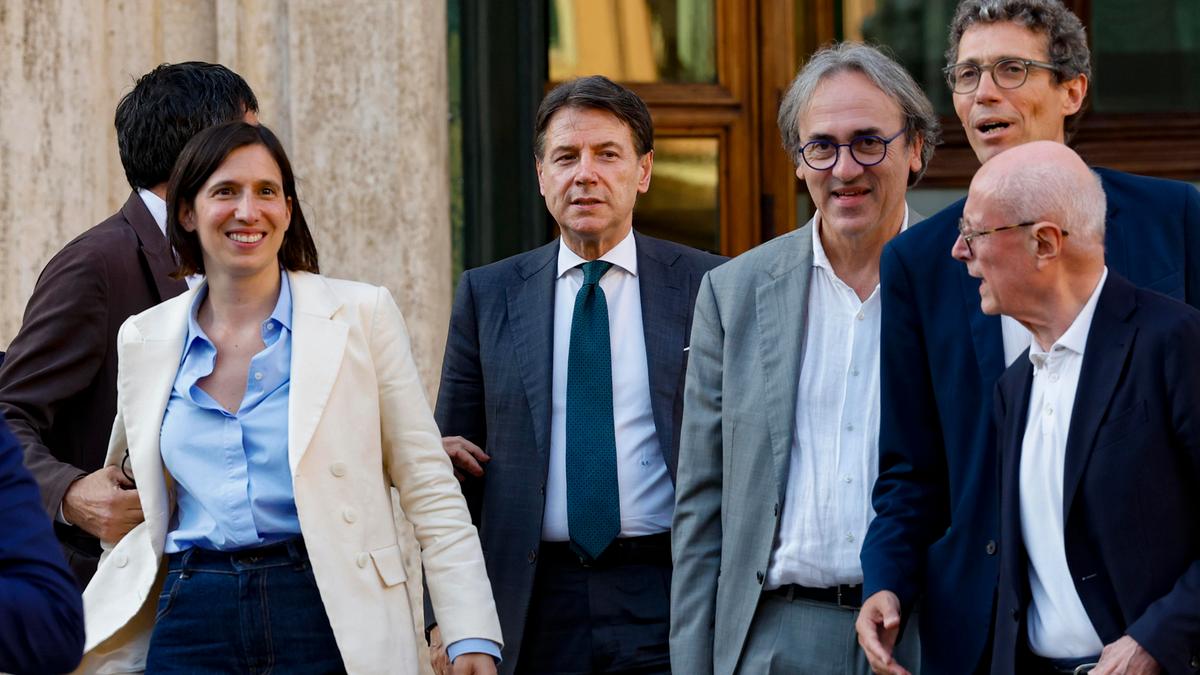 Conte e Schlein, incontro chiarificatore a Roma: tensioni sulle primarie e sull'Ucraina