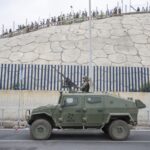 Cresce la tensione a Ceuta dopo l'ondata di migranti: la Spagna accusa il Marocco di aver orchestrato la crisi