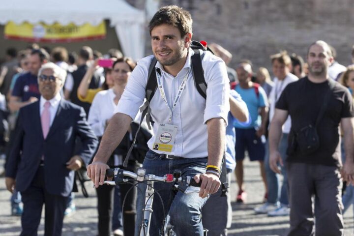 Di Battista in gravi condizioni a Cuba, Tajani assicura assistenza per il trasferimento in Italia