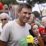 Di Battista ricoverato a Cuba, la compagna e i medici italiani arrivano a L'Avana