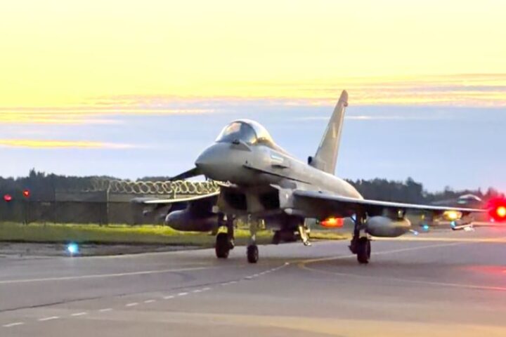 Due Eurofighter italiani abbattono un drone in Lettonia durante missione NATO