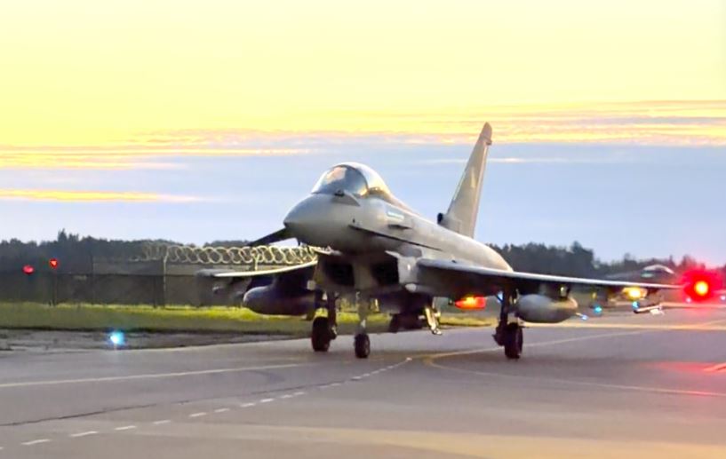 Due Eurofighter italiani abbattono un drone in Lettonia durante missione NATO