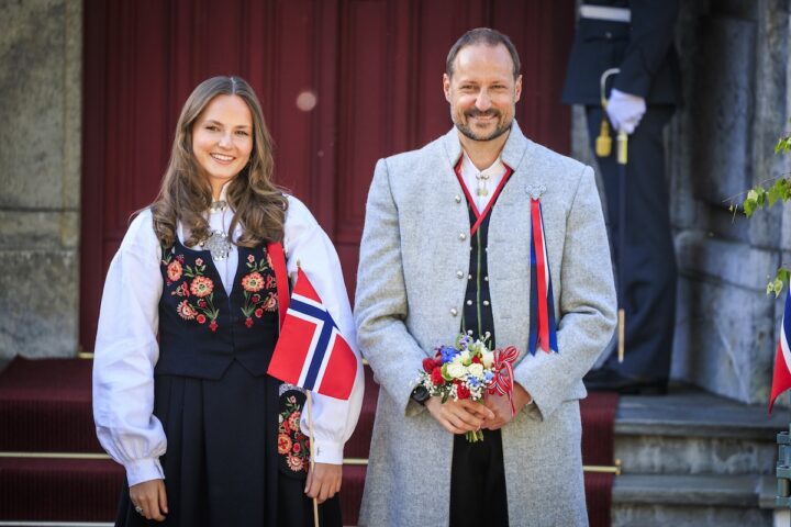 È morto re Harald V di Norvegia, 35 anni di regno e successione del figlio Haakon