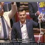 Edoardo Ziello mostra un cappio alla Camera contro il Safe e critica il governo per la svendita della sovranità economica