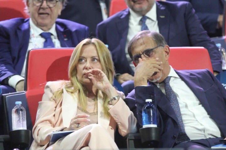 Fischi per Meloni e applausi per Mattarella all'inaugurazione dei Giochi del Mediterraneo a Taranto