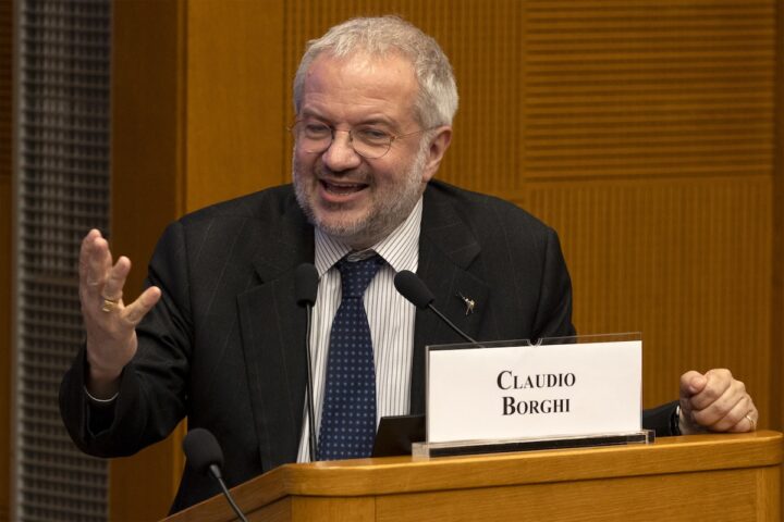 Fontana e la fronda dei governatori del Nord: Borghi difende Salvini e critica le ambizioni personali
