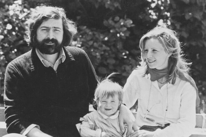 Francesco Guccini muore a 86 anni a Pavana, circondato dall’affetto della famiglia