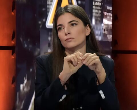Giulia Innocenzi: "Aperti a trattare, ma no a interferenze esterne"