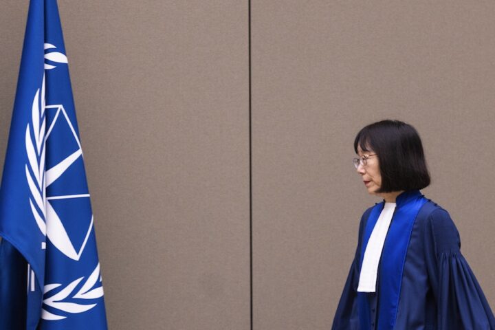 Gli Stati Uniti impongono sanzioni alla presidente dell'ICC Tomoko Akane e al giudice Abdoulaye Seye