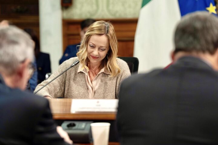 Governo Meloni, accordo da 100 milioni con JC Electronics resta segreto: richiesta di accesso negata
