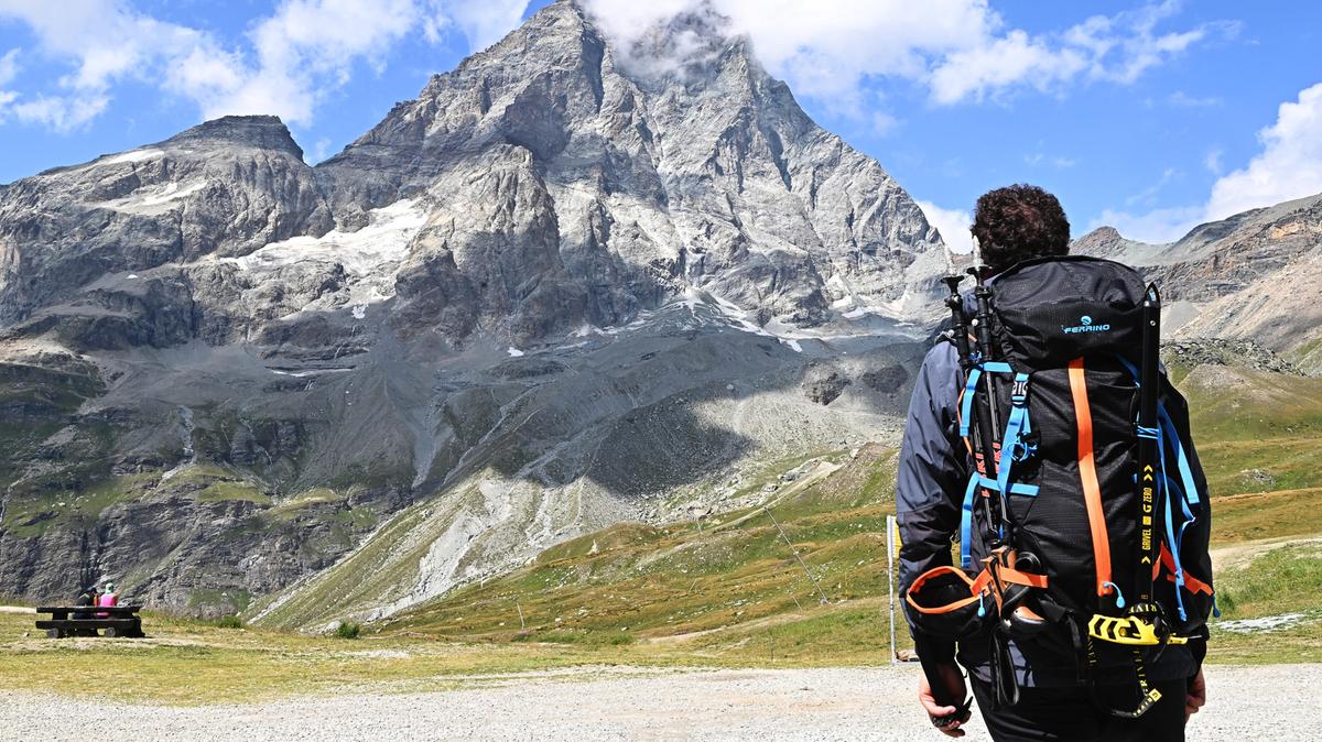 I ghiacciai delle Alpi italiane a rischio: frane e crepacci a causa del caldo estivo