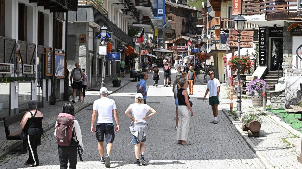 Il caldo estivo porta i turisti in montagna, boom di presenze per il 2026