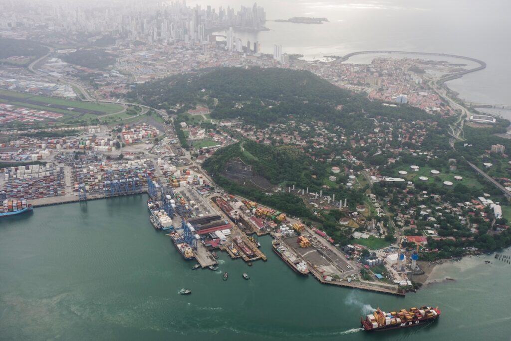 Il canale di Panama riduce i transiti a causa della siccità da settembre
