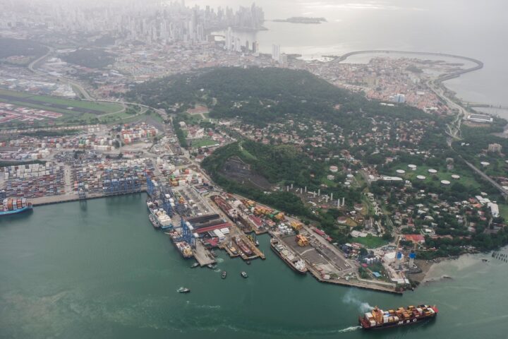 Il canale di Panama riduce i transiti a causa della siccità da settembre