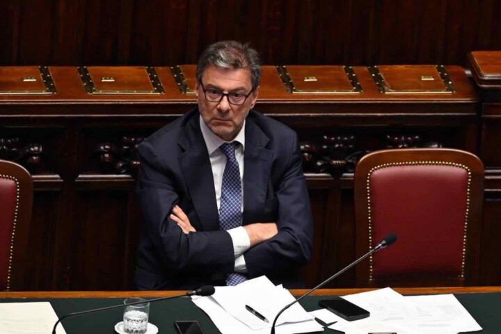 Il centrodestra sostiene lo 0,9% del Pil per la Difesa mentre il Pd si divide sul riarmo