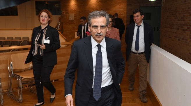 Il ceo di Mps vola negli Usa per acquisizione di Banco Bpm e Banca Generali