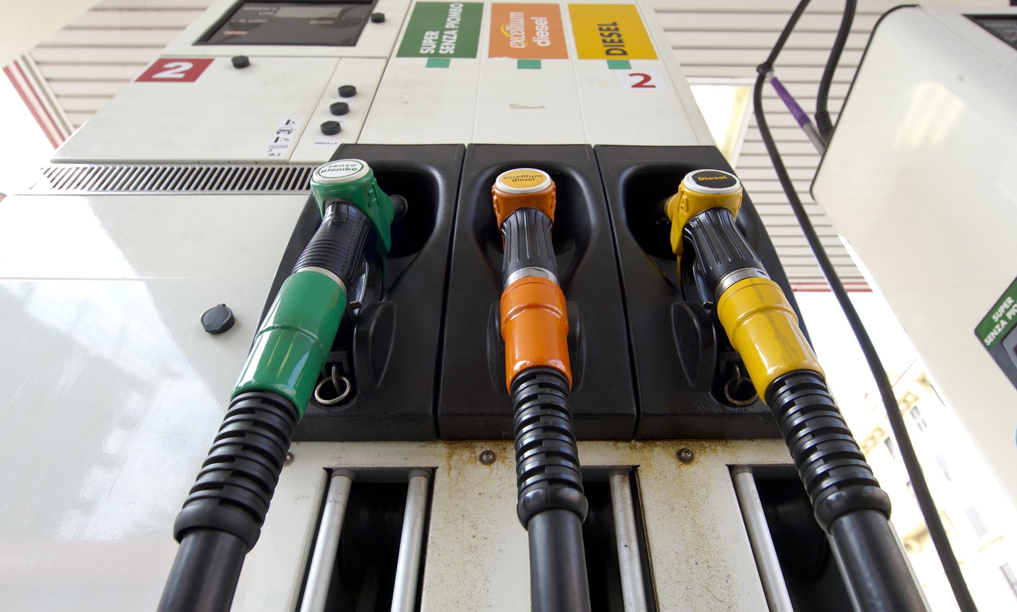 Il Consiglio dei ministri approva taglio delle accise sul gasolio fino al 25 agosto