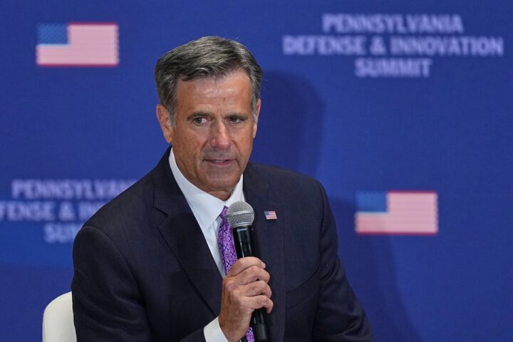 Il direttore della CIA John Ratcliffe visita Mosca per incontri con funzionari russi