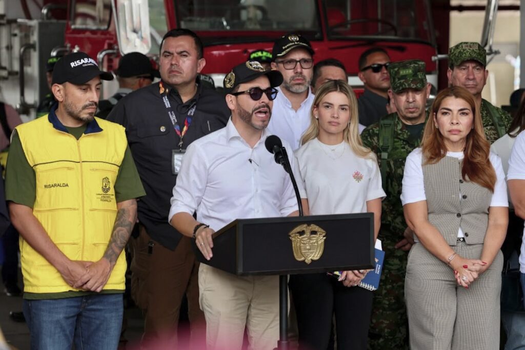 Il presidente colombiano chiede a Trump di sospendere i dazi dopo il terremoto del 10 agosto