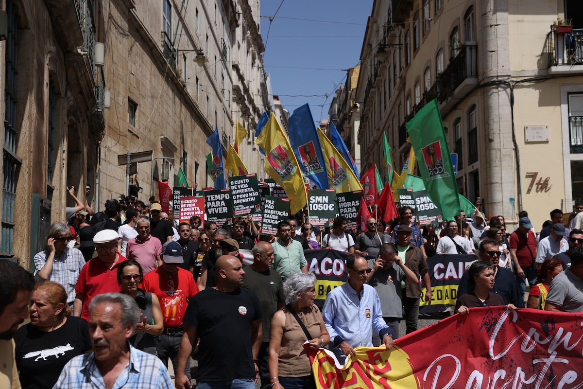 Il primo ministro portoghese attraversa una crisi politica tra scandali e incertezze elettorali