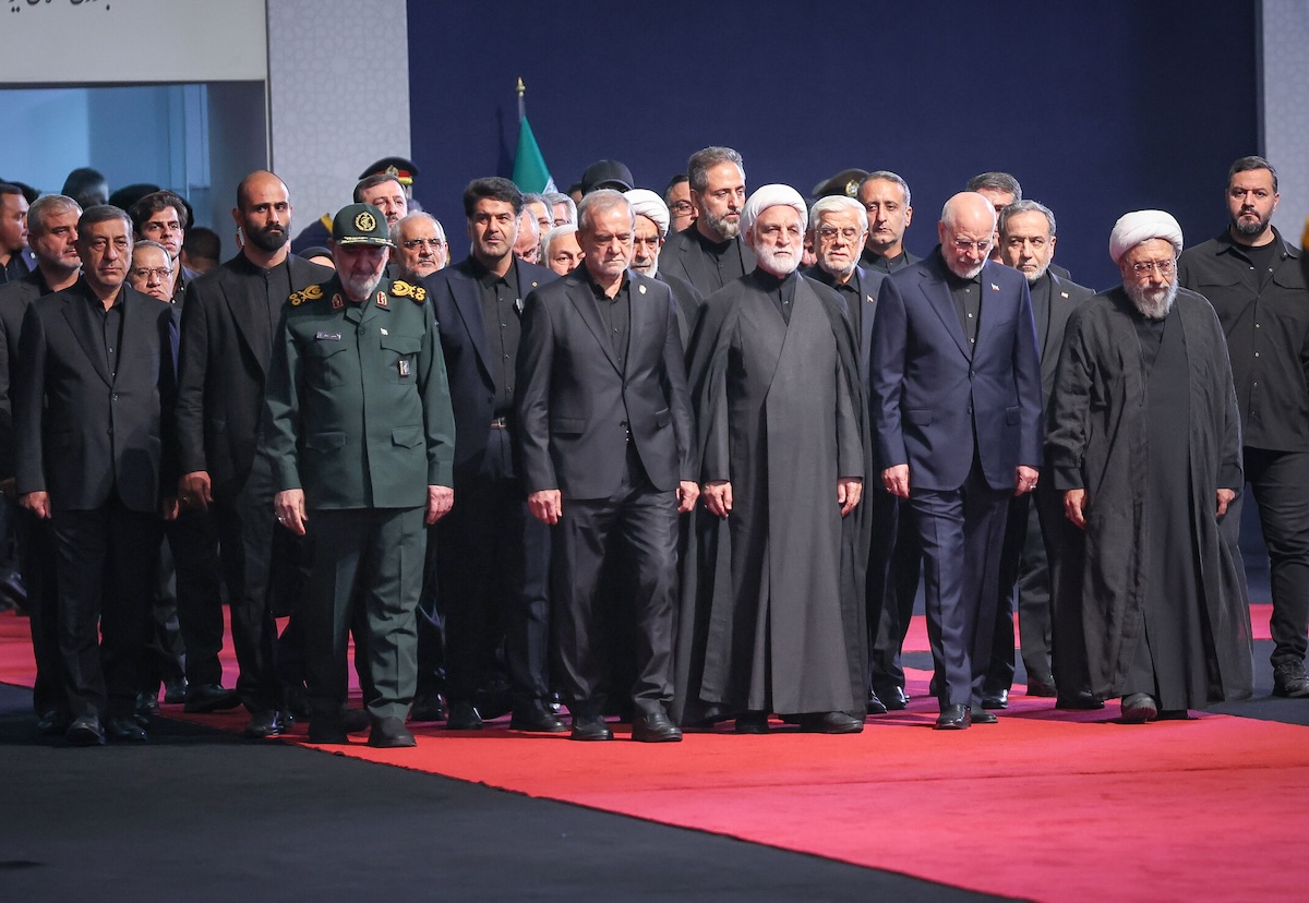 Il regime iraniano compie un significativo riassetto militare con nomine di fiancheggiatori oltranzisti