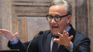Il senatore Verini: "Report non è di sinistra, il governo teme la verità"