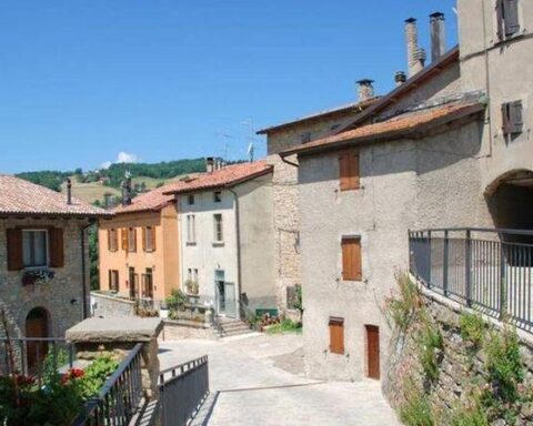 Il sindaco di San Benedetto Val di Sambro: "Fondamentalmente mancano risorse per la spesa ordinaria"