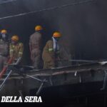 Incendio in un hotel a Kolkata: almeno 9 morti e sei feriti