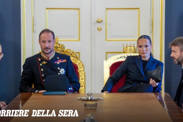 Ingrid Alexandra è la nuova erede al trono di Norvegia, presentata oggi al Consiglio di Stato