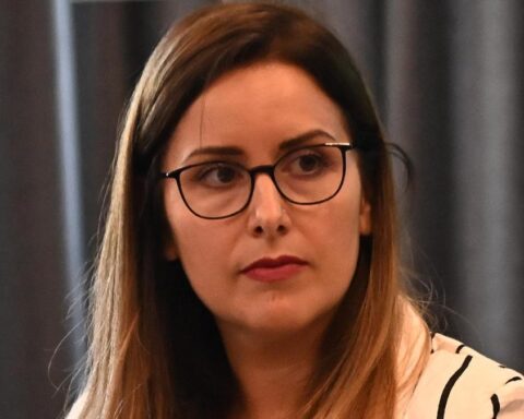 Isabella Conti: servizi educativi per le famiglie in Emilia-Romagna durante il vuoto estivo