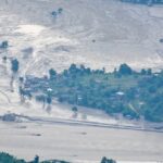 La causa della violenta esondazione tra Nepal e Tibet: ghiacciaio collassato provoca tragedia con oltre 160 morti