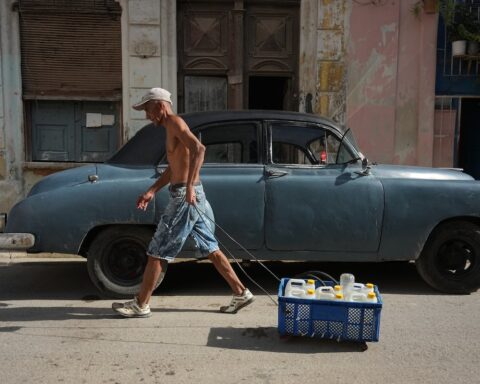 La corrente elettrica torna parzialmente a Cuba dopo quasi due giorni di blackout