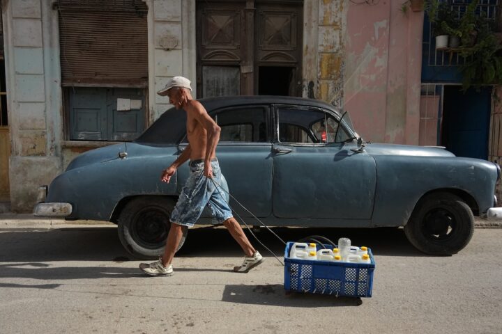 La corrente elettrica torna parzialmente a Cuba dopo quasi due giorni di blackout