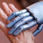 La gerontecnologia e i robot sociali: un supporto vitale per gli anziani in Italia
