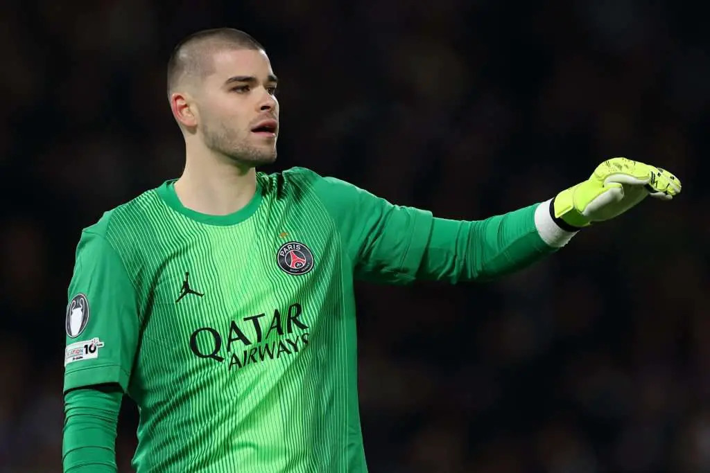 La Juventus valuta Lucas Chevalier del PSG tra le opzioni per il portiere