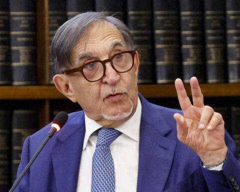 La Russa: «Il programma Report va cambiato, non eliminato»