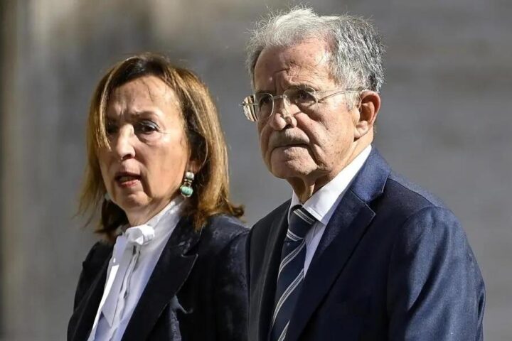 La senatrice Zampa: “Il Pd deve convocare la direzione, basta esternazioni improprie”