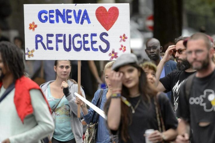 La Svizzera riprende i rimpatri dei migranti verso l'Italia, Berlino in tensione per il caso Faduma