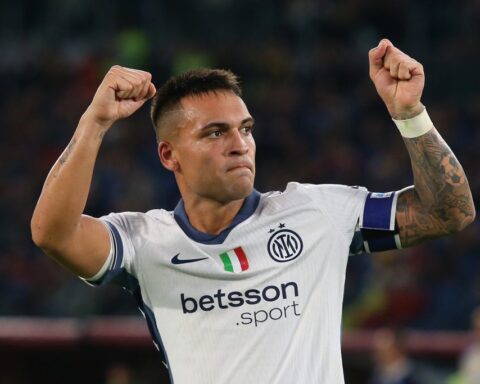 L'amministratore delegato dell'Inter Beppe Marotta chiarisce che Lautaro Martinez non è in vendita nonostante i collegamenti con il Barcellona