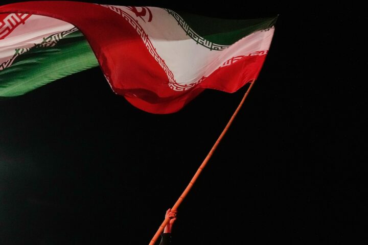 Le minacce di Trump sull'Oman: un linguaggio vuoto in un contesto di stallo diplomatico