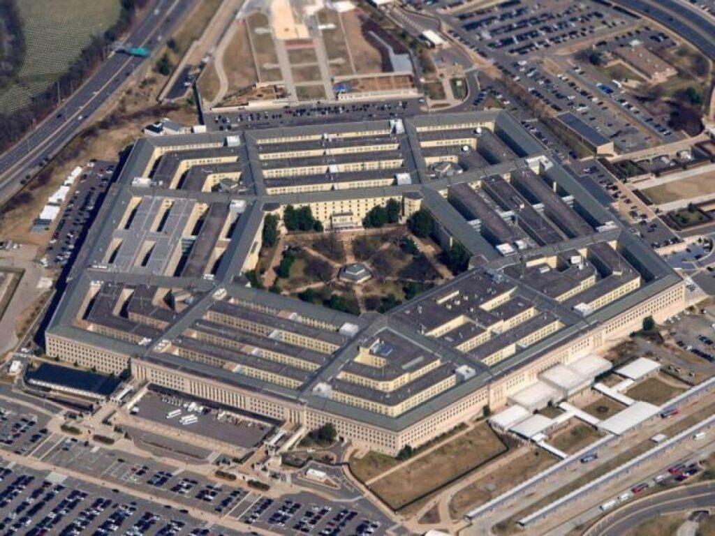 L’esercito Usa cerca idee per punire l’Iran: richiesta di strategie innovative a analisti militari