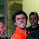 Luigi Mangione si dichiara colpevole dell'omicidio del ceo di UnitedHealthcare Brian Thompson e rischia l'ergastolo