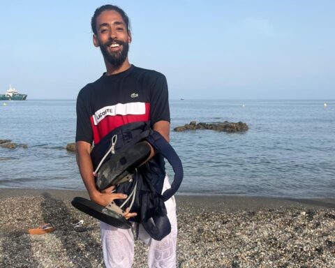 Mahdi sbarca a Ceuta e racconta la sua lotta per una vita migliore in Marocco