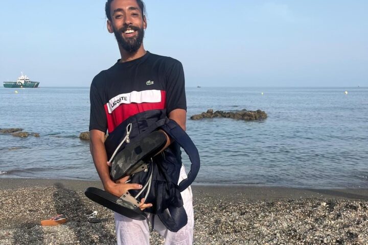 Mahdi sbarca a Ceuta e racconta la sua lotta per una vita migliore in Marocco
