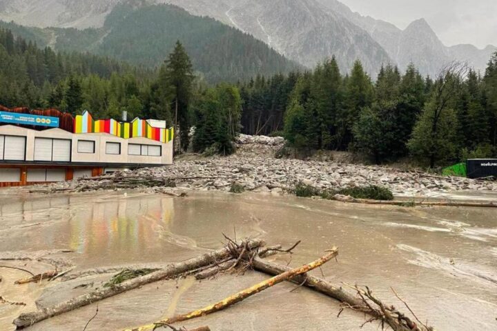 Maltempo ad Anterselva, frana colpisce la Biathlon Arena dei Giochi di Milano-Cortina 2026